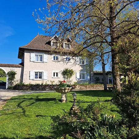 Charmante Maisonnette Avec Piscine Partagee Holiday home