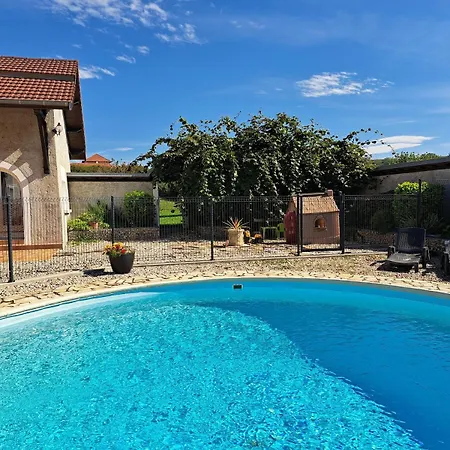 Holiday home Charmante Maisonnette Avec Piscine Partagee *